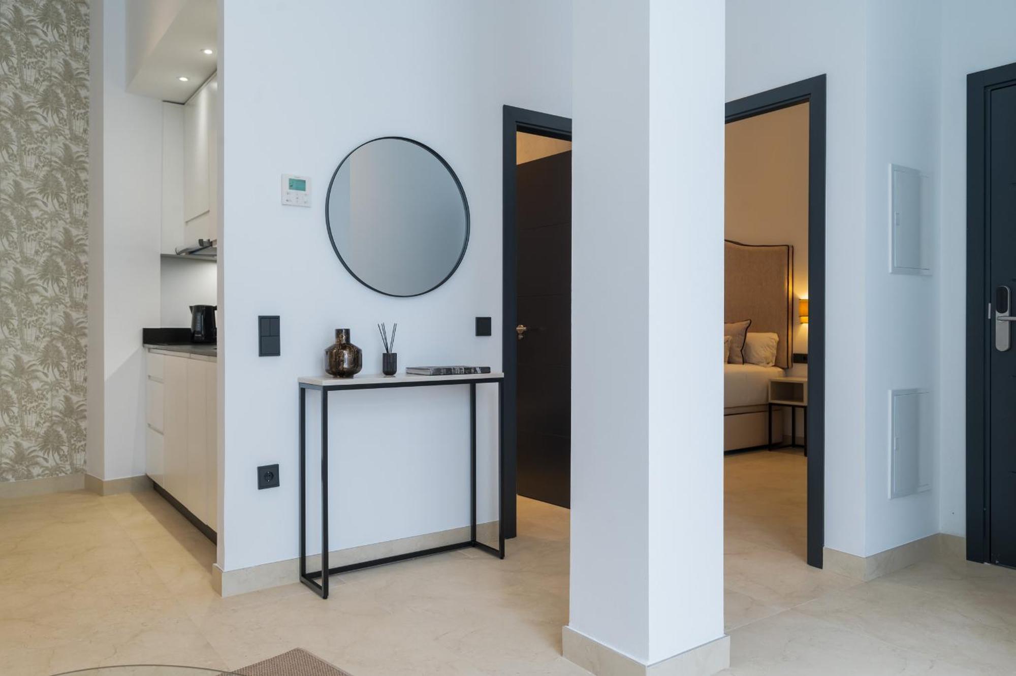 New Design Apartment - Private Patio - Gallos 2 เซบีญา ภายนอก รูปภาพ